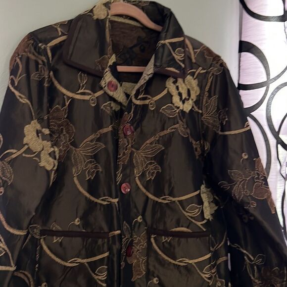 Women’s large reversible, brocade floral jacket - Picture 2 of 15